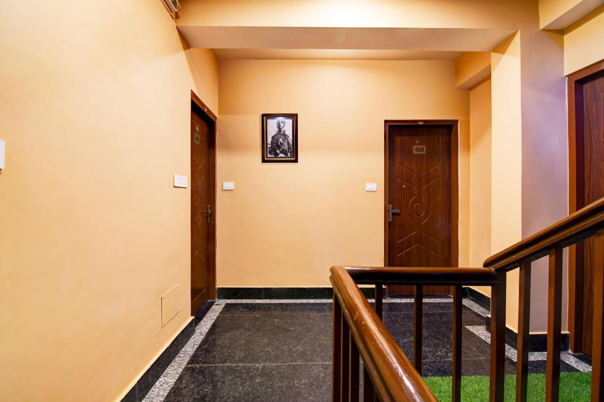Super Townhouse Downtown Gangtok Hotel Ngoại thất bức ảnh
