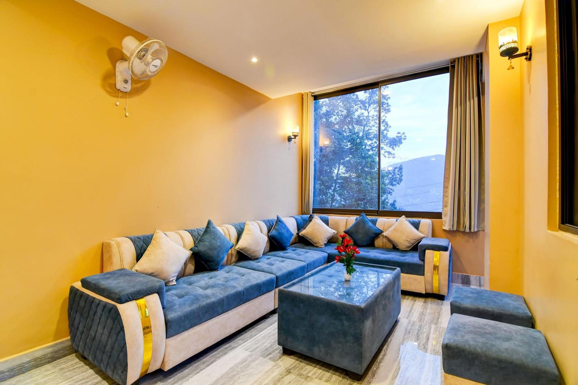 Super Townhouse Downtown Gangtok Hotel Ngoại thất bức ảnh