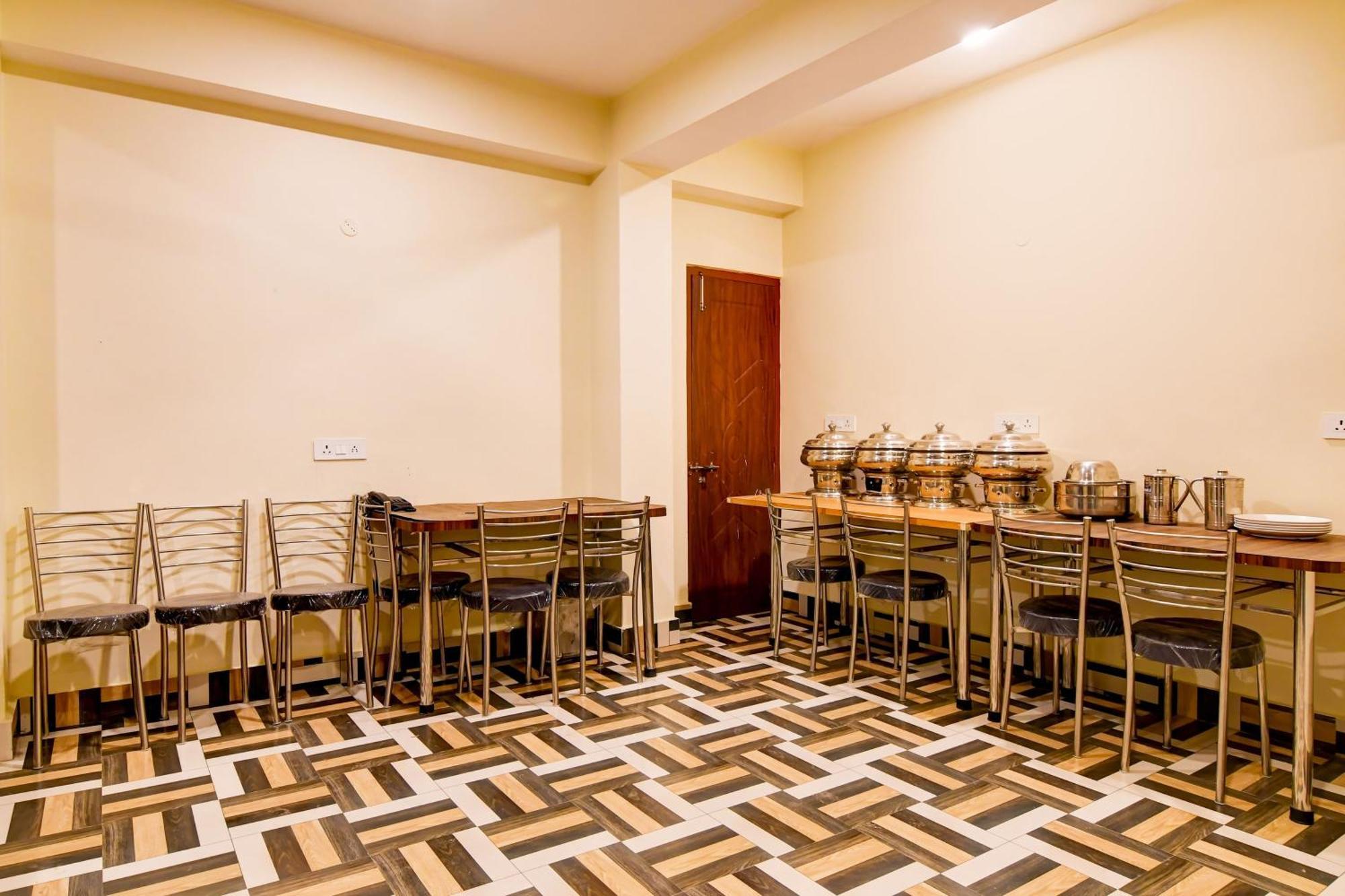 Super Townhouse Downtown Gangtok Hotel Ngoại thất bức ảnh